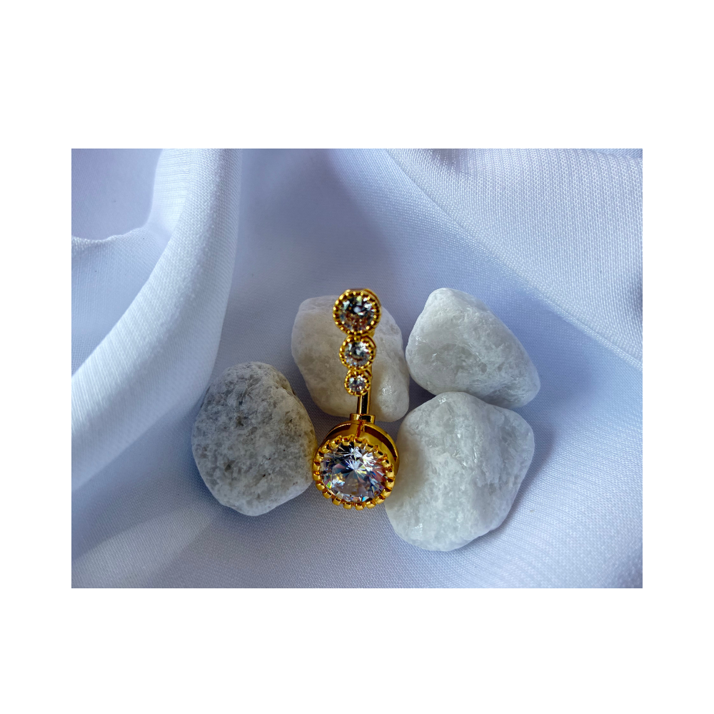 Aléa (piercing nombril)